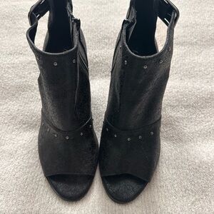 Vera Wang Elegant Black Women's Shoes